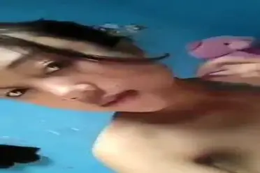Cewek Cantik Live Show Pamer Memek Becek Hot