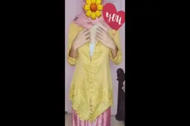 Kebaya Pink Ukhti Indo Sengaja Buka Aurat Live